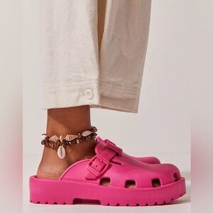 Free People Watermelon Karlie Buckle Clogs 39/8